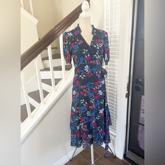 Draper James Blue and Red Puff Sleeve Asymmetrical Sundress - Picture 10 of 14